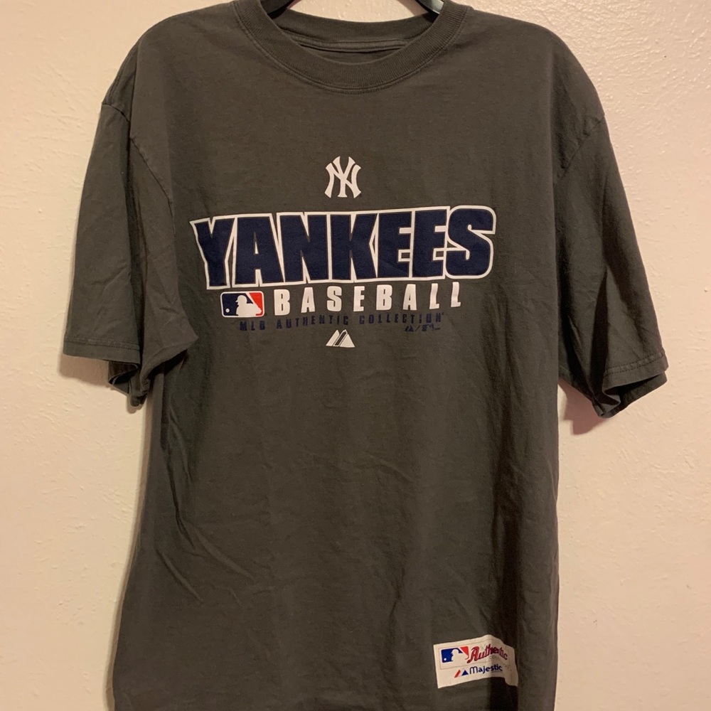 Yankees T-shirt
